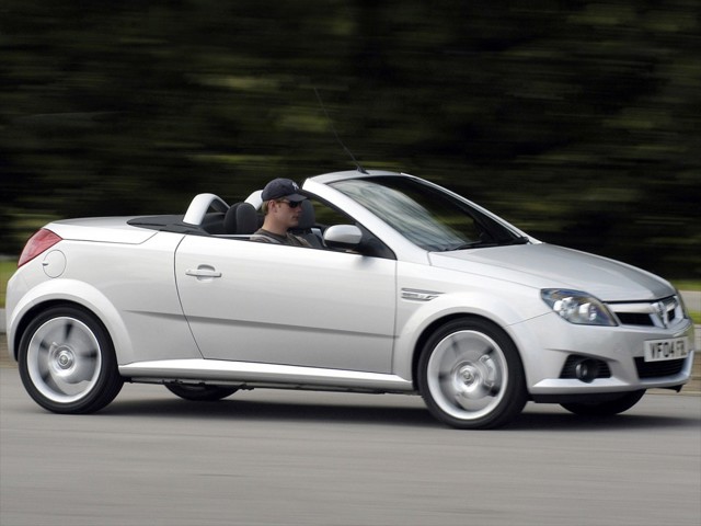 Vauxhall Tigra Twin Top photo 7