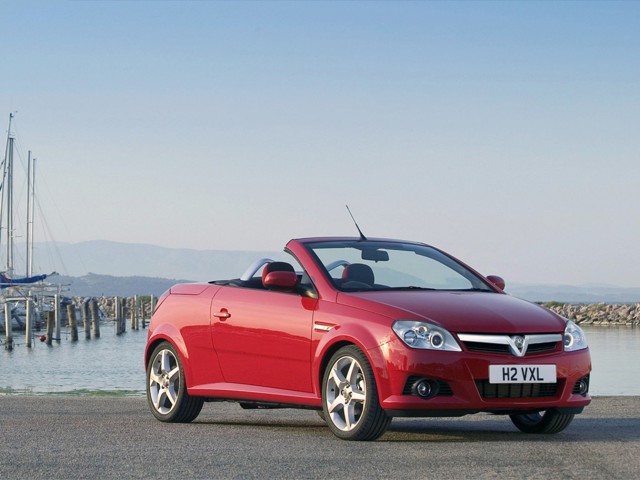 Vauxhall Tigra Twin Top photo 8