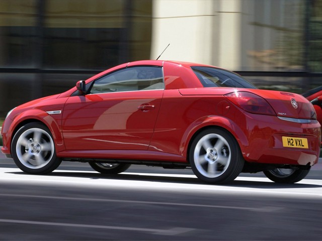 Vauxhall Tigra Twin Top photo 6