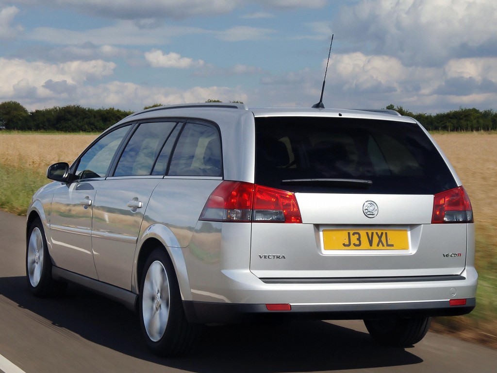 Vauxhall Vectra Estate photo 6