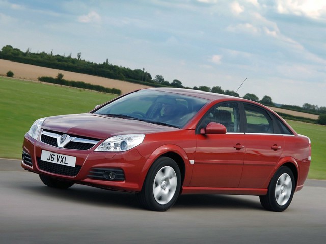 Vauxhall Vectra Hatchback photo 8