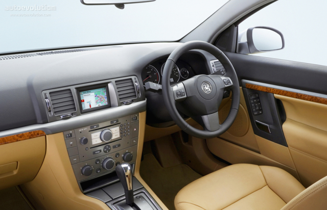 Vauxhall Vectra Hatchback photo 15