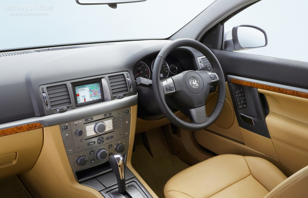 Vauxhall Vectra Saloon photo 3