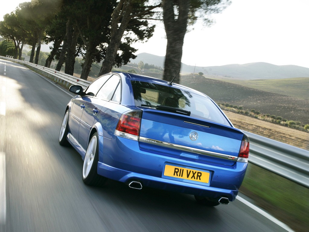 Vauxhall Vectra Vxr photo 9