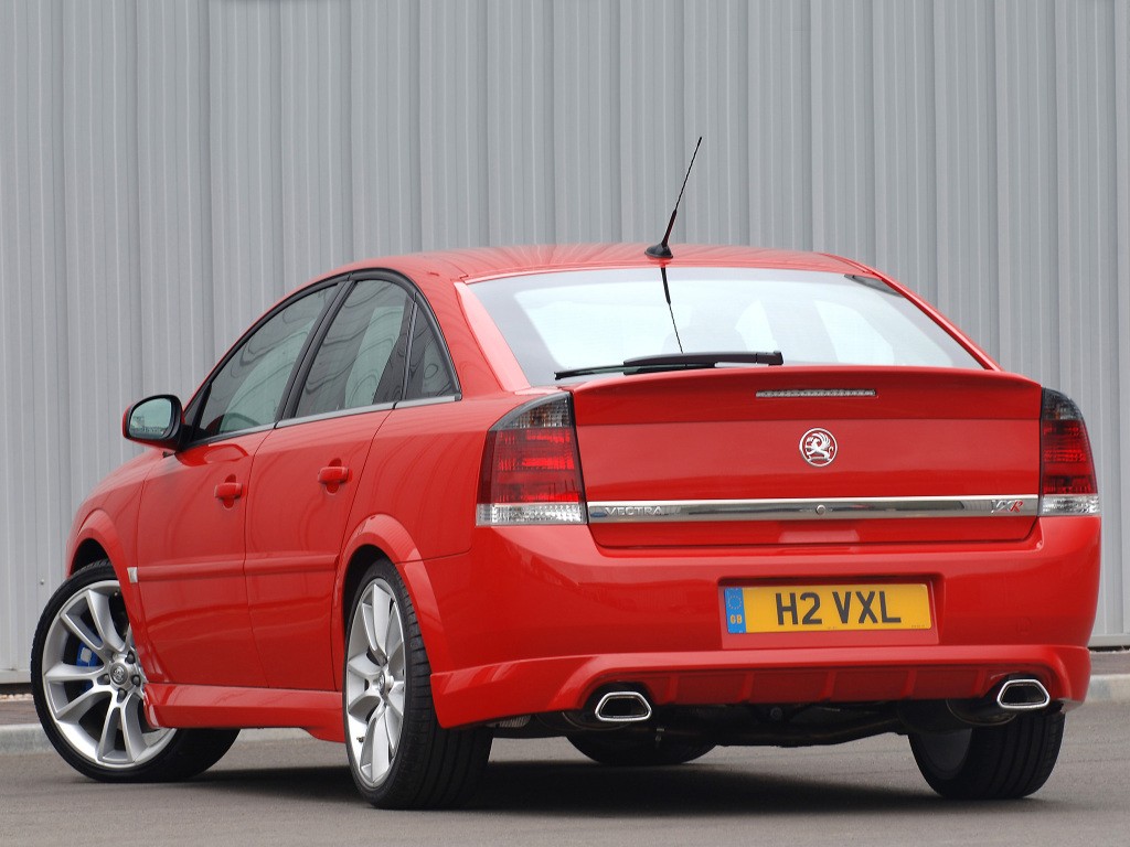 Vauxhall Vectra Vxr photo 14