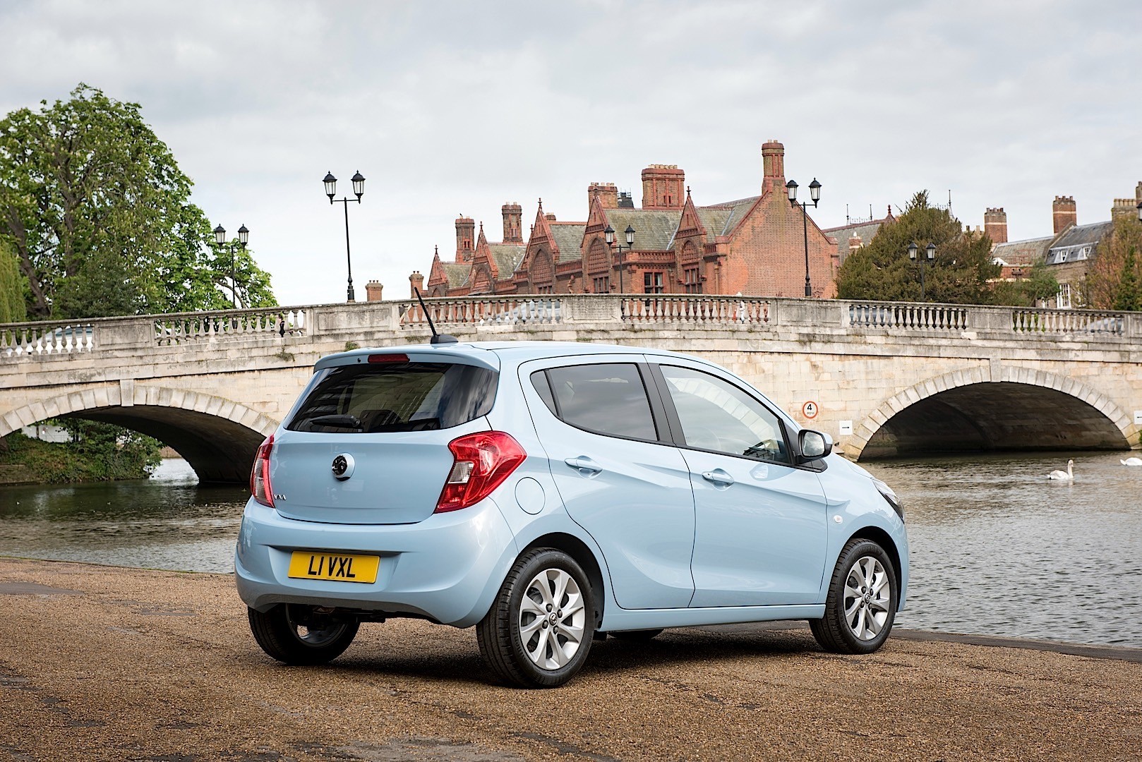 Vauxhall Viva photo 18