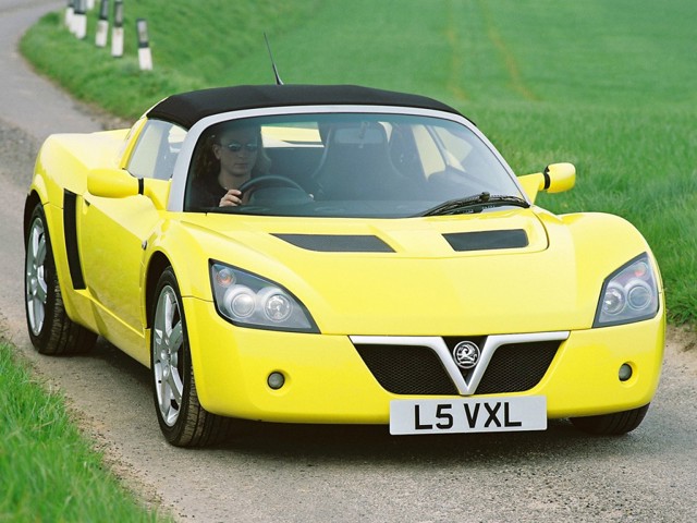 Vauxhall Vx 220 photo 11