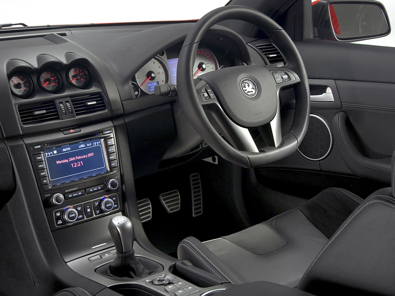 Vauxhall Vxr8 photo 46