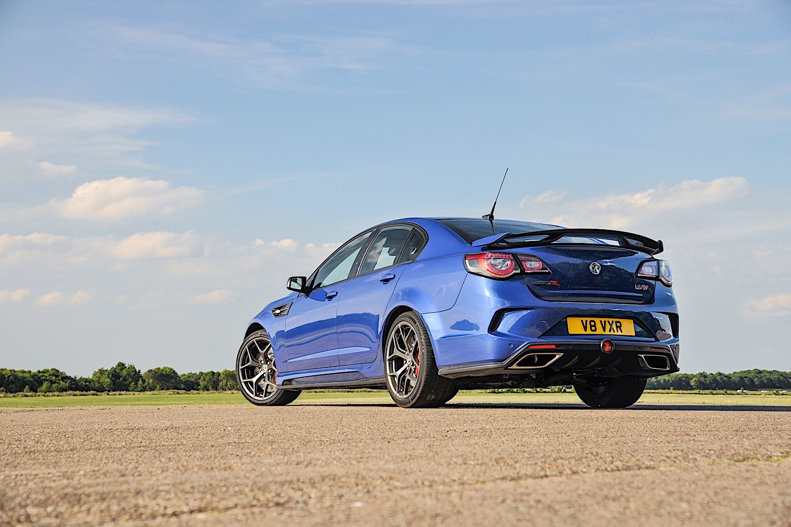 Vauxhall Vxr8 photo 4