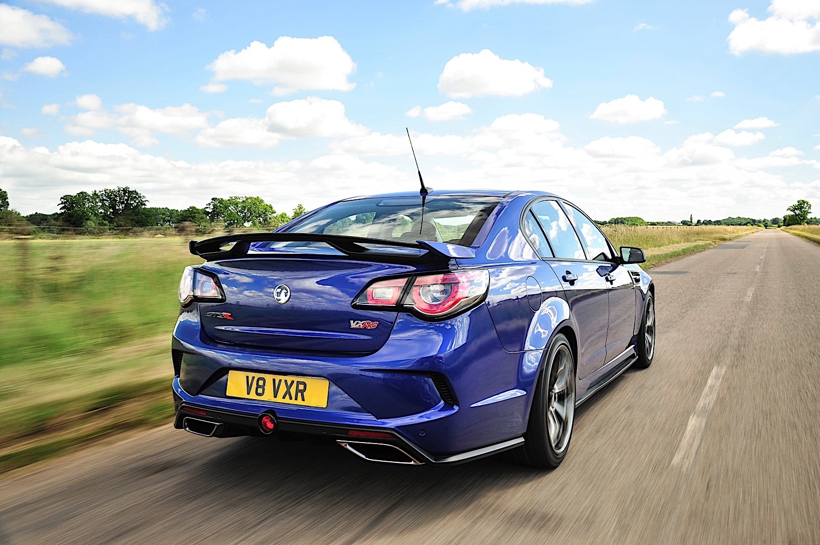 Vauxhall Vxr8 photo 6