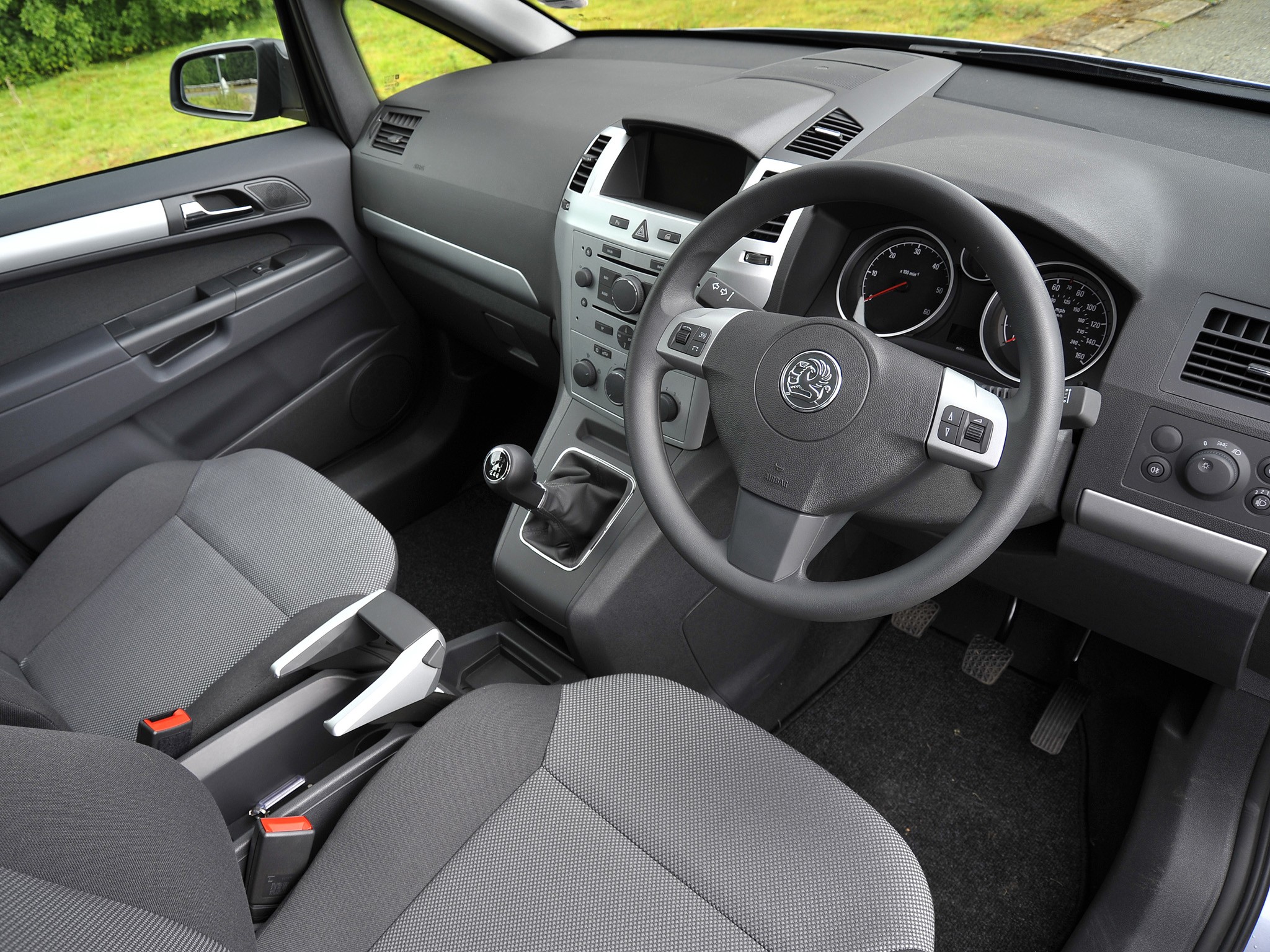 Vauxhall Zafira photo 32