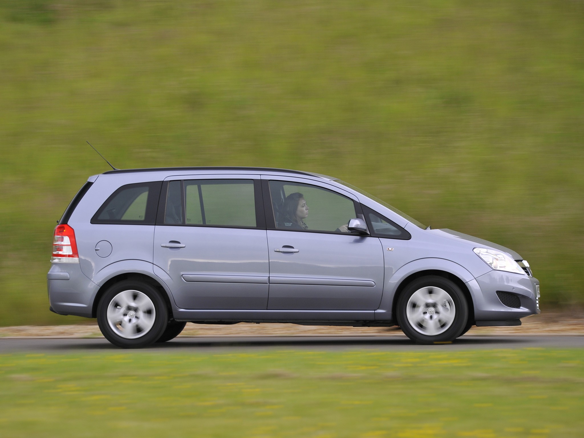 Vauxhall Zafira photo 8