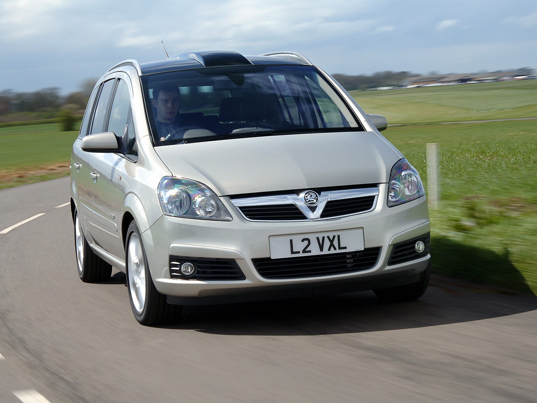 Vauxhall Zafira photo 12