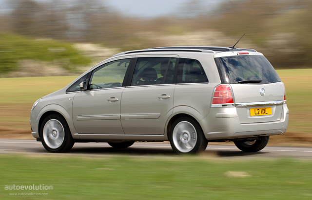 Vauxhall Zafira photo 3