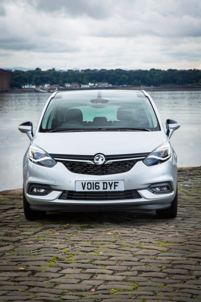 Vauxhall Zafira foto 1