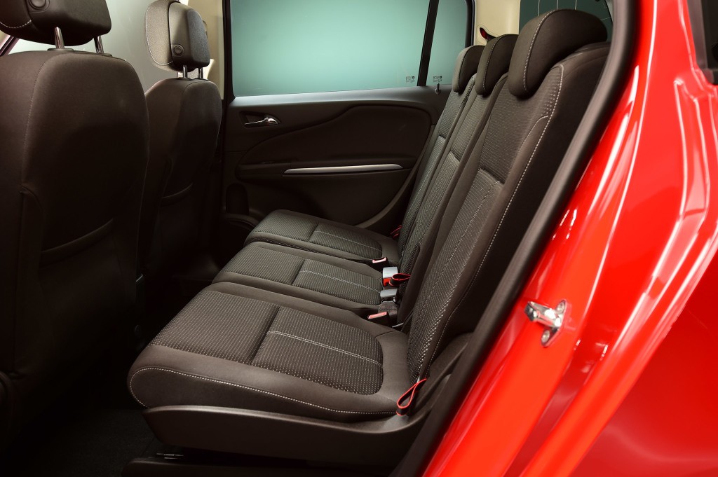 Vauxhall Zafira photo 16