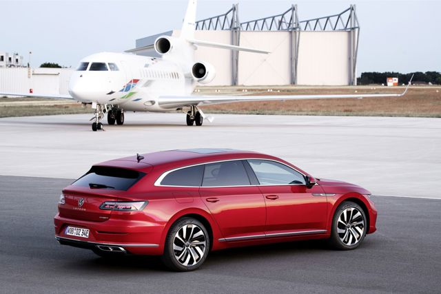 Volkswagen Arteon Shooting Brake photo 2