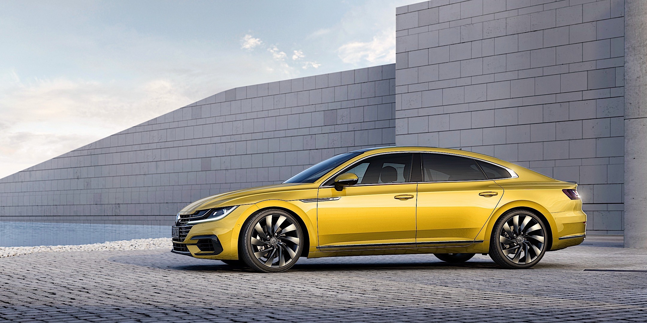 Volkswagen Arteon photo 16