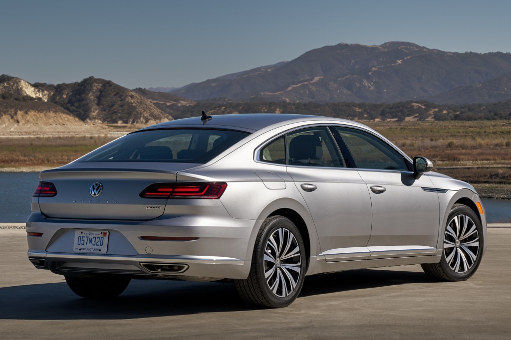 Volkswagen Arteon photo 28