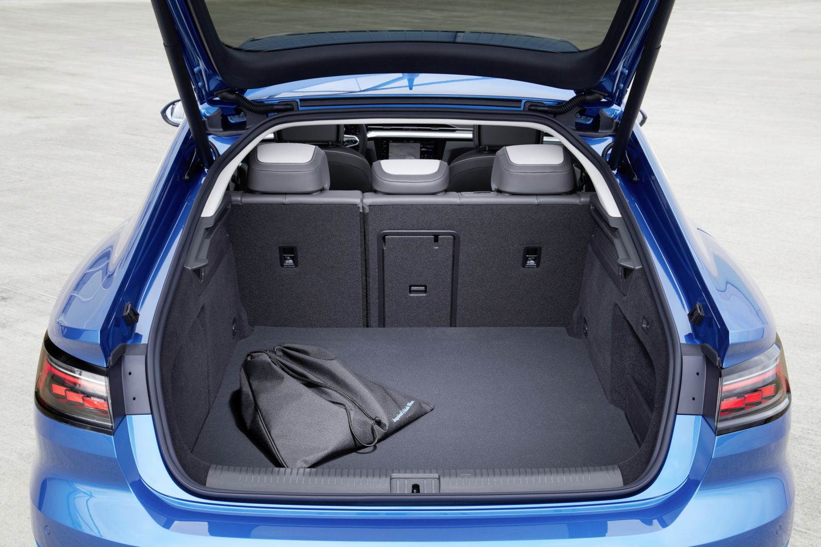 Volkswagen Arteon photo 70