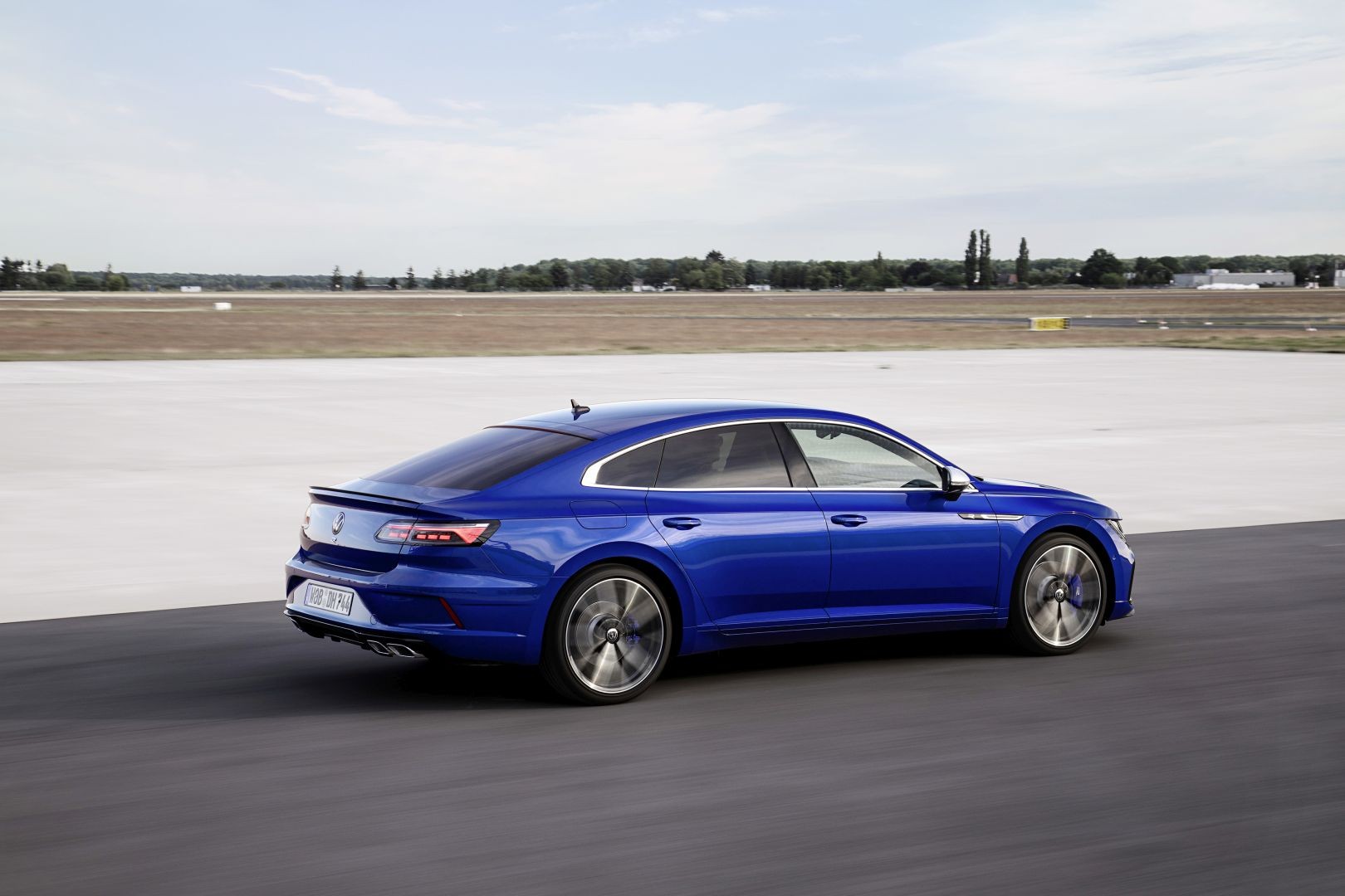 Volkswagen Arteon photo 6