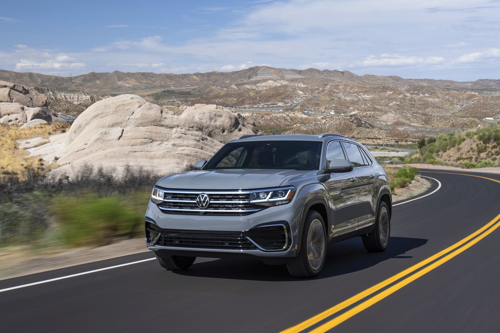Volkswagen Atlas Cross Sport photo 6