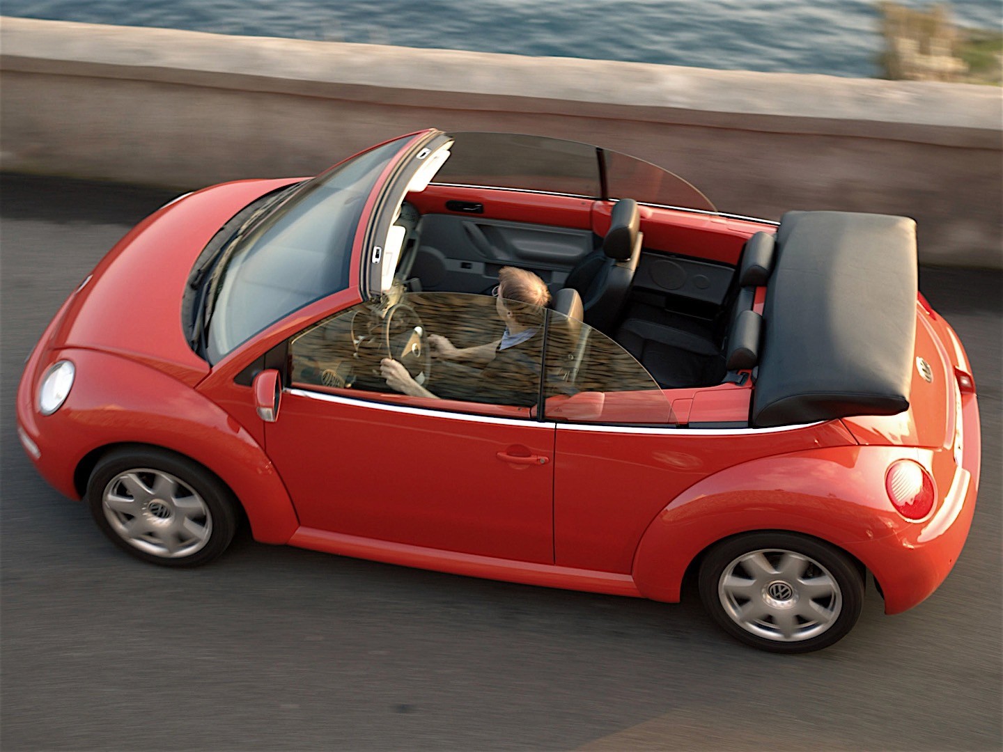 Volkswagen Beetle Cabrio photo 11