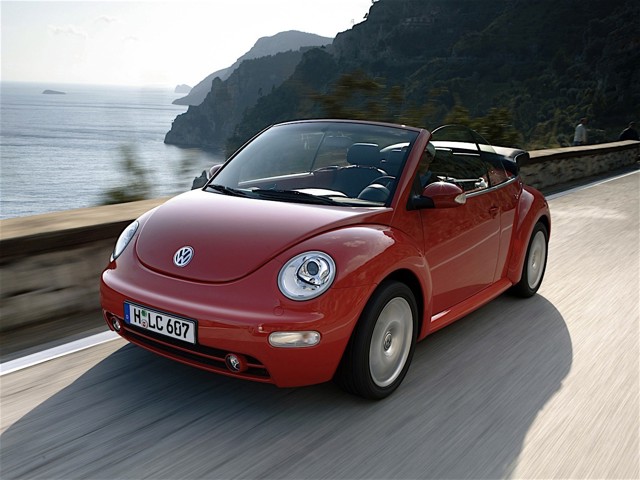 Volkswagen Beetle Cabrio photo 16