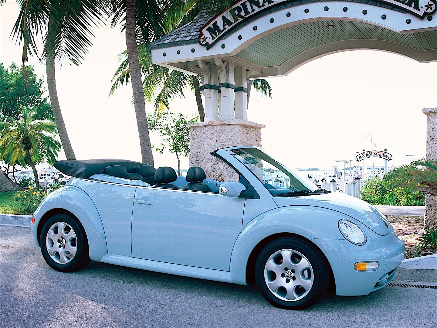 Volkswagen Beetle Cabrio photo 25