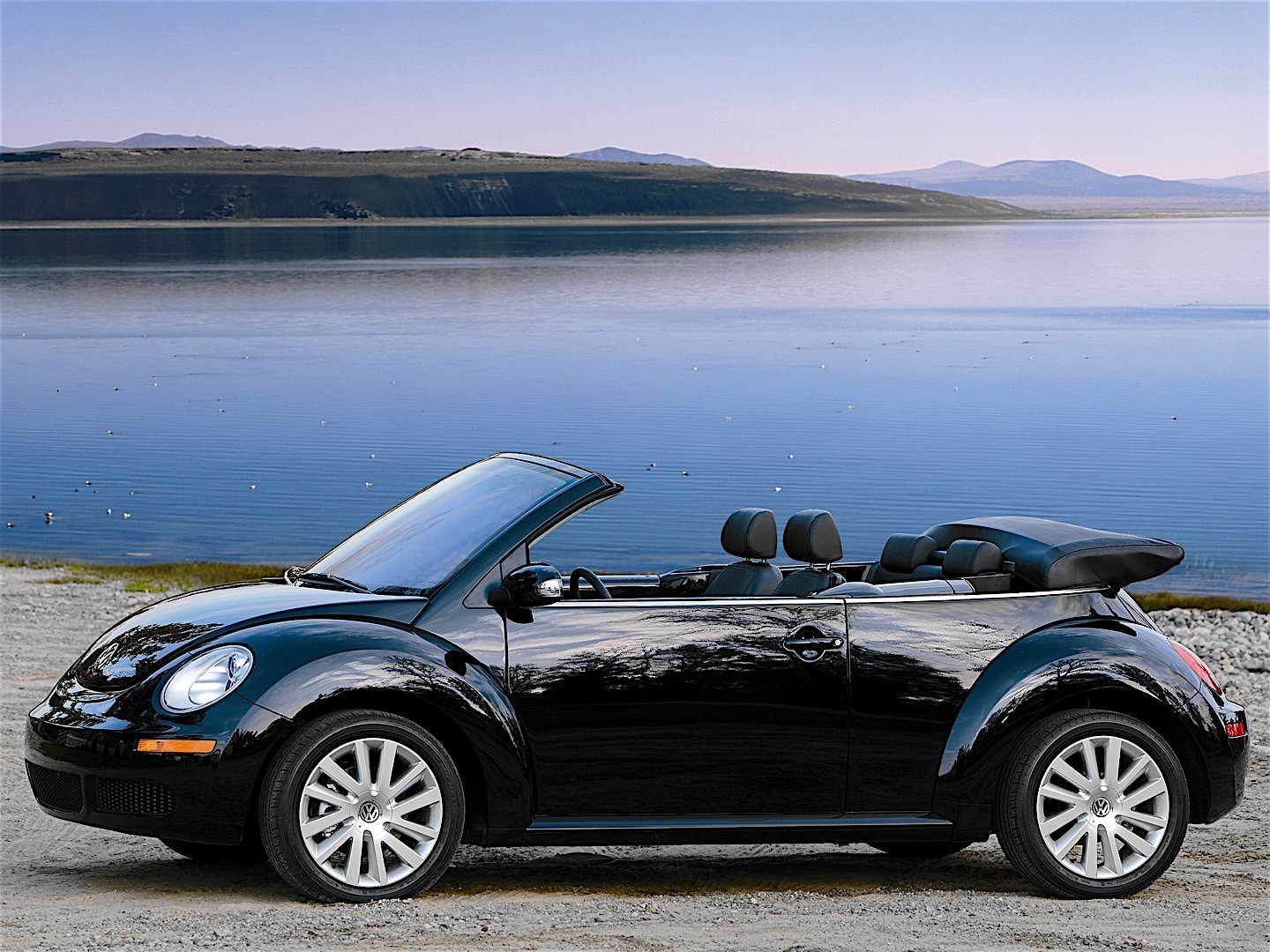 Volkswagen Beetle Cabrio photo 10