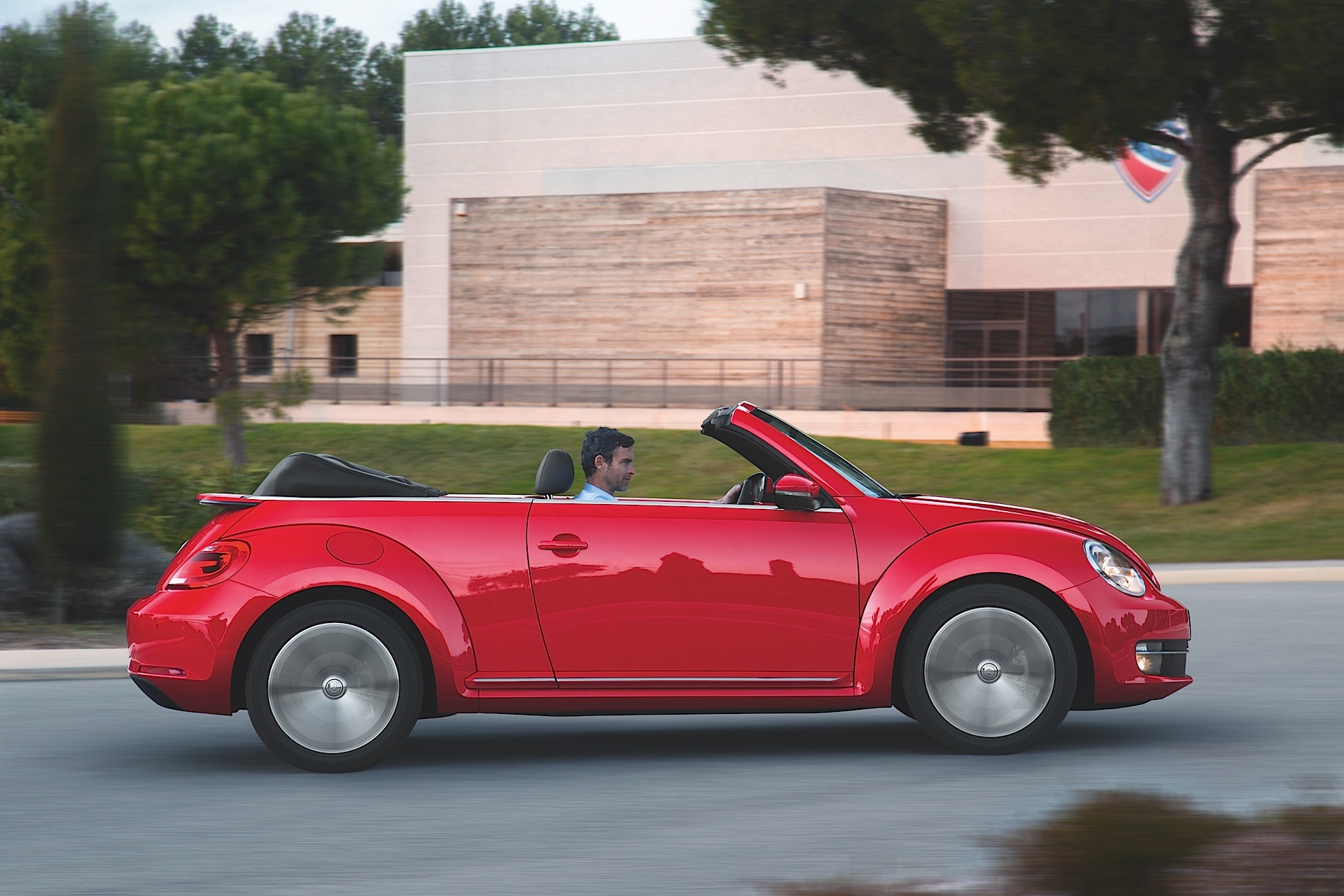 Volkswagen Beetle Cabrio photo 13