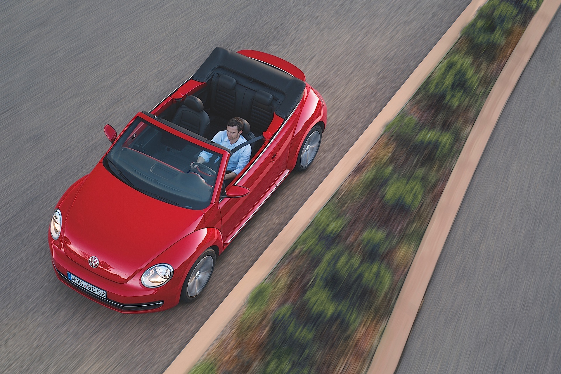 Volkswagen Beetle Cabrio photo 17