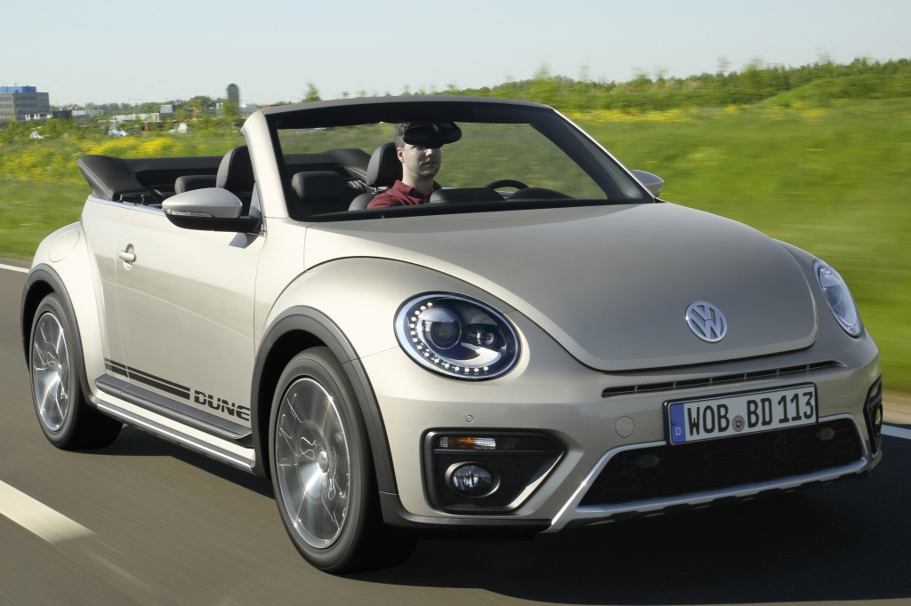 Volkswagen Beetle Cabrio photo 12