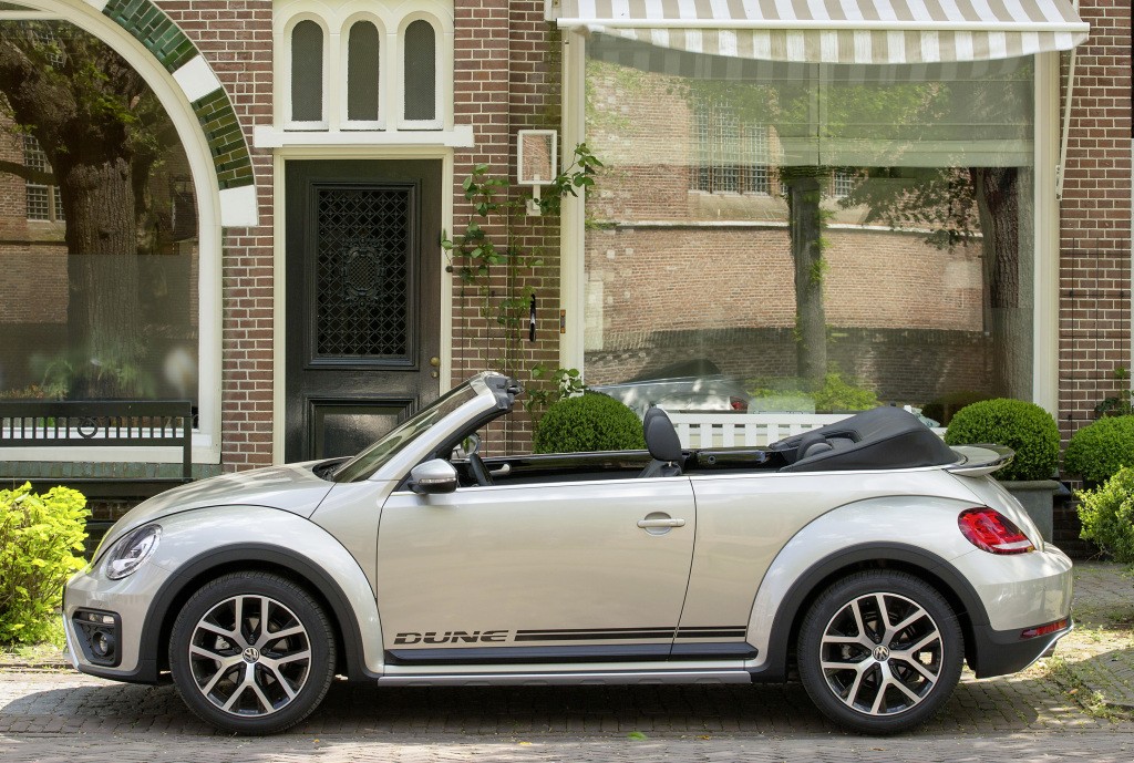Volkswagen Beetle Cabrio photo 34