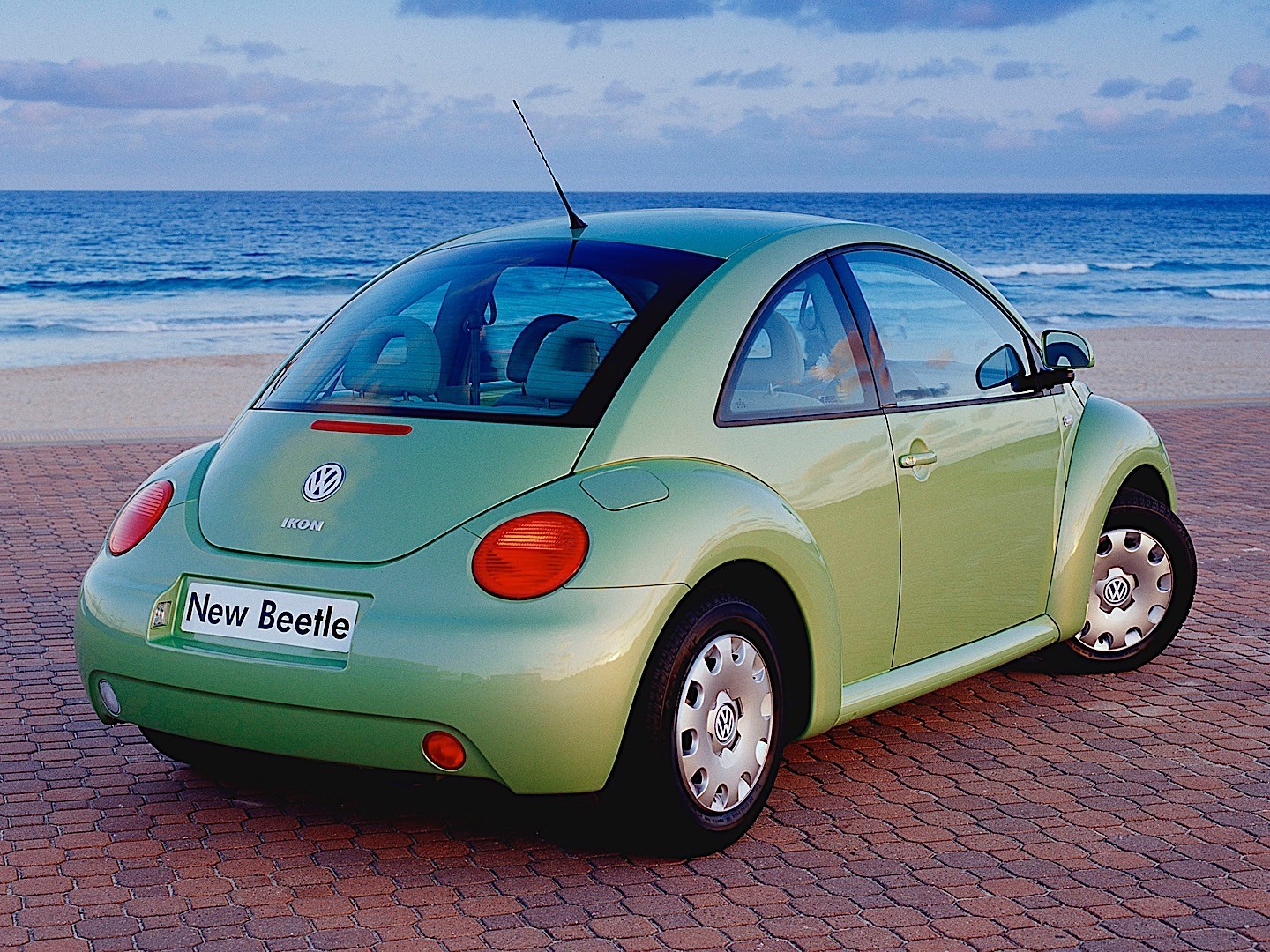 Volkswagen Beetle photo 21