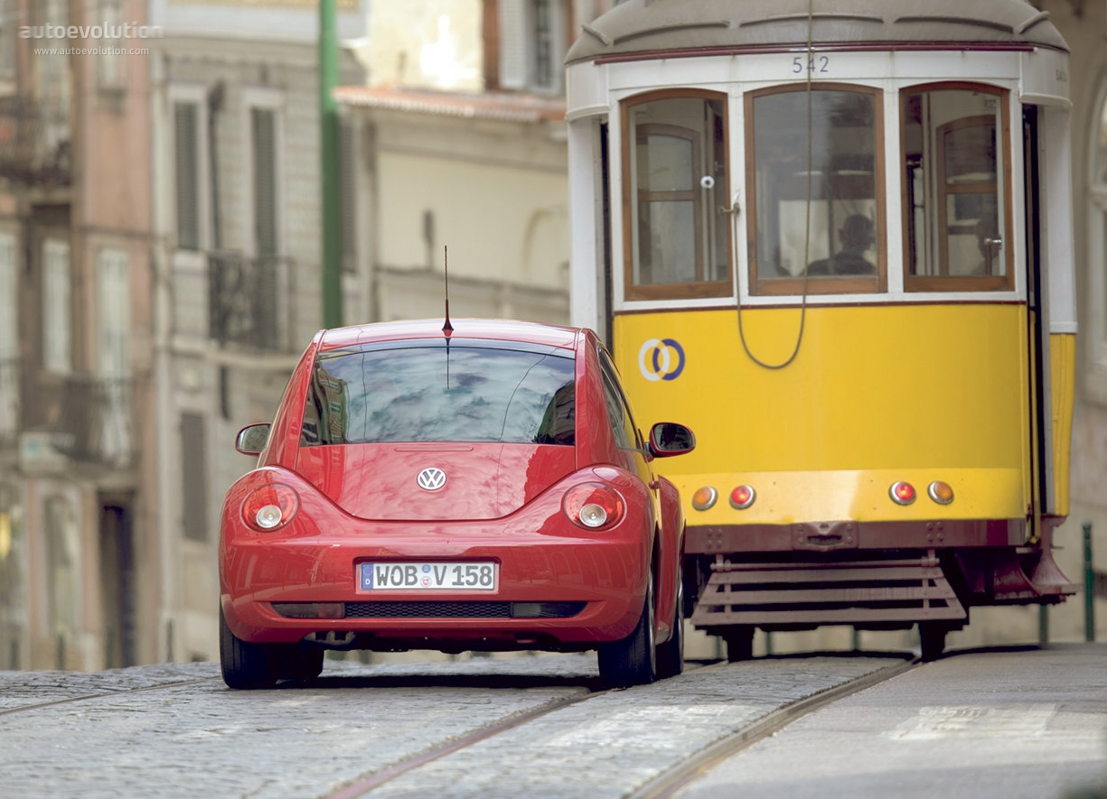 Volkswagen Beetle photo 2