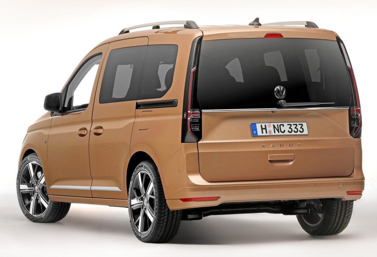 Volkswagen VOLKSWAGEN Caddy 1.2L TSI 5MT FWD (86 HP)