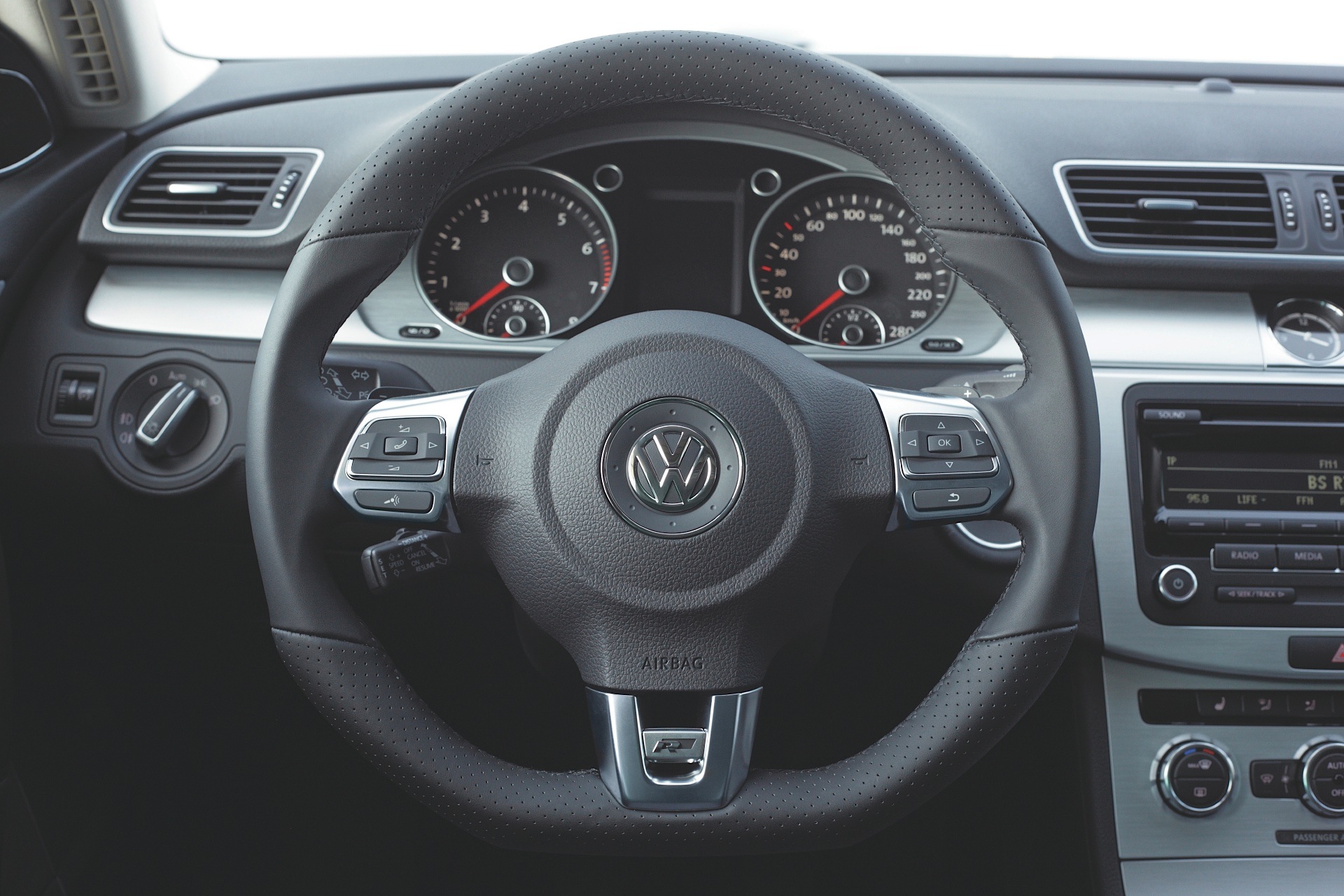 Volkswagen Cc photo 65