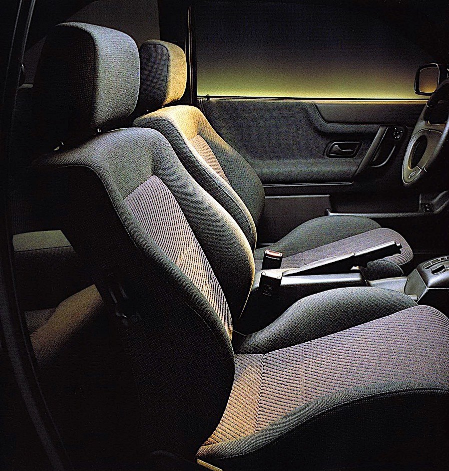 Volkswagen Corrado photo 12