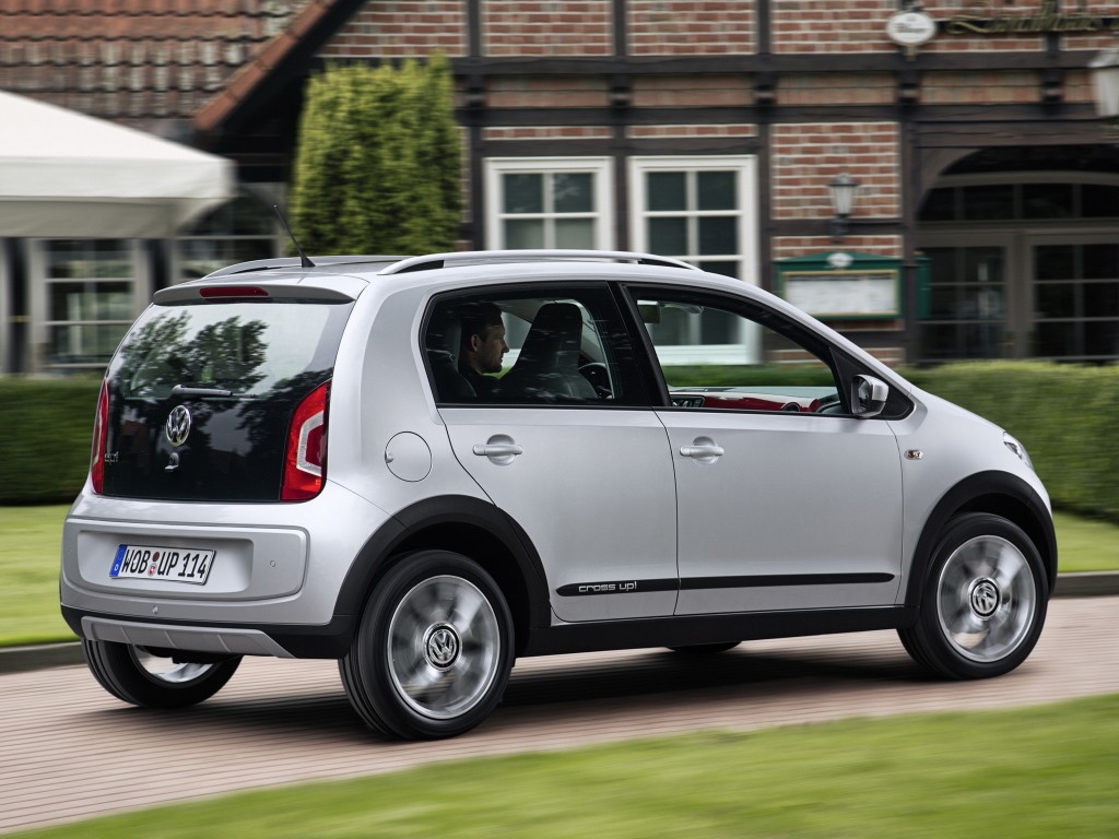 Volkswagen Cross Up! photo 24
