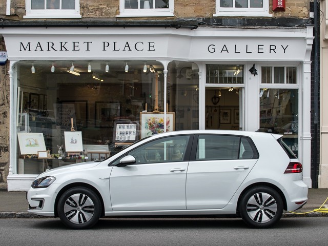 Volkswagen E-Golf Foto 17
