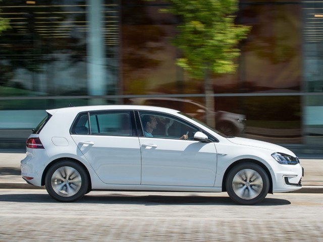 Volkswagen E-Golf Foto 26