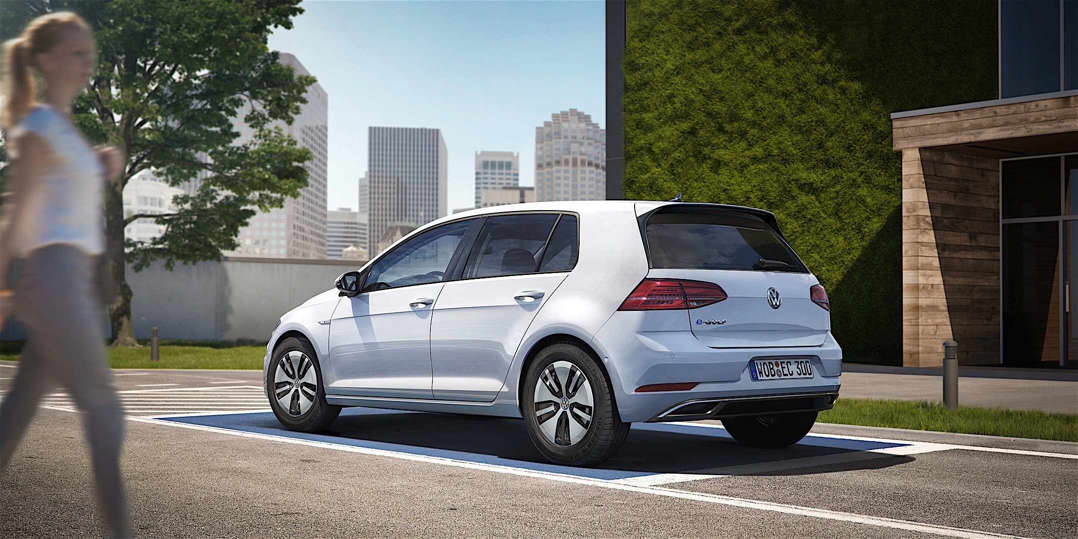 Volkswagen E-Golf photo 6
