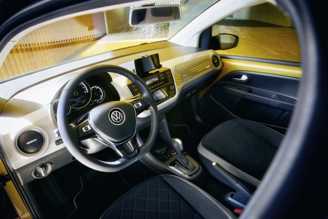 Volkswagen E-Up! photo 27