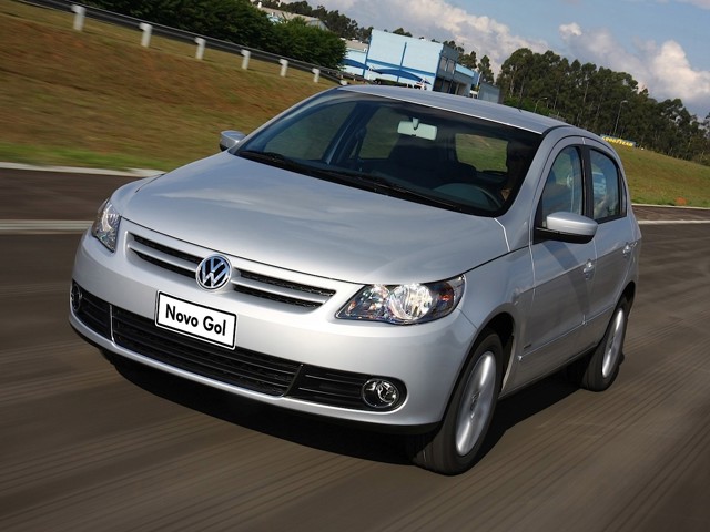 Volkswagen Gol photo 24