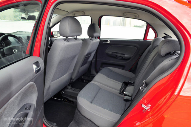 Volkswagen Gol photo 34