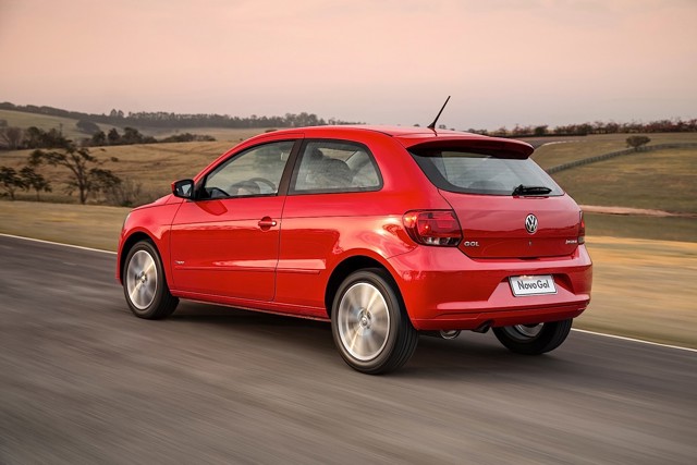 VOLKSWAGEN Gol