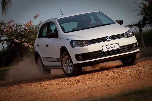 Volkswagen Gol photo 2