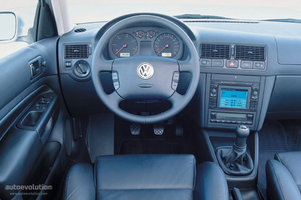 Volkswagen Golf 3 Doors photo 7