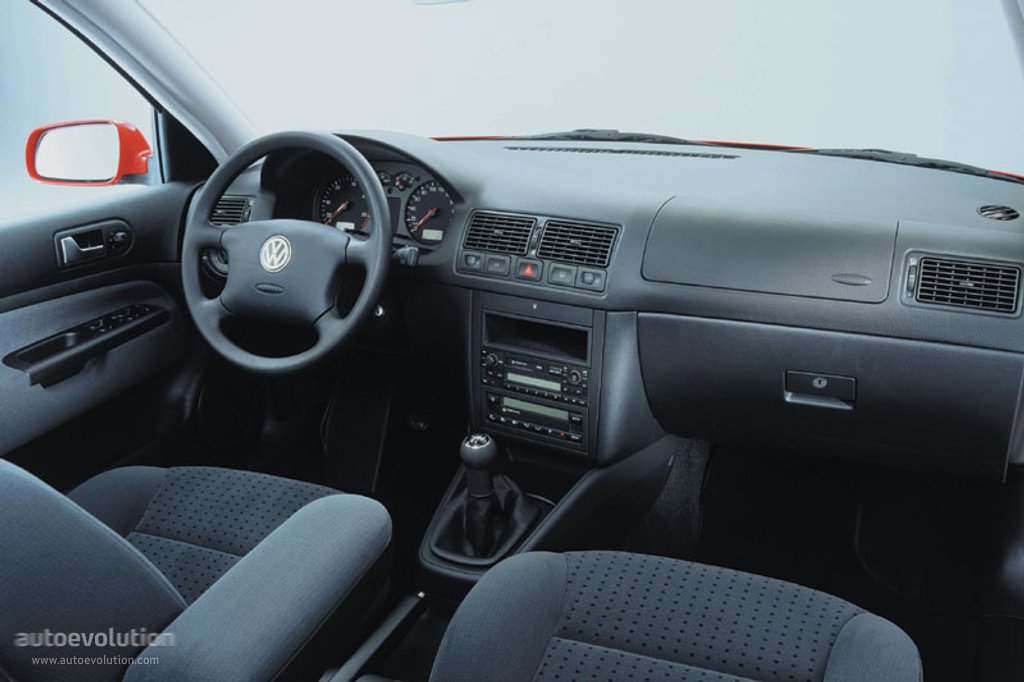 Volkswagen Golf 3 Doors photo 8